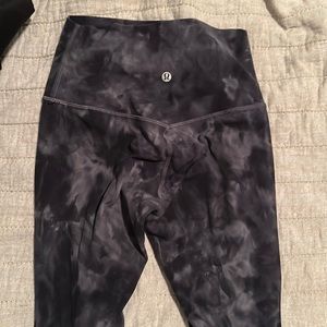 Lululemon Align 25” size 5”4, barely worn!